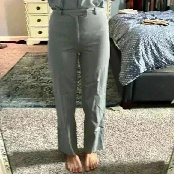 Banana republic - Picture 1 of 4